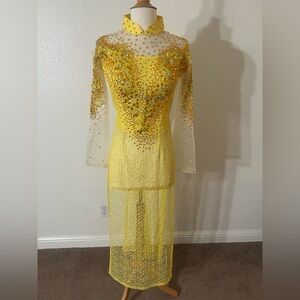 YELLOW GOLD VIETNAMESE AO DAI RHINESTONES SIZE SMALL NO PANTS